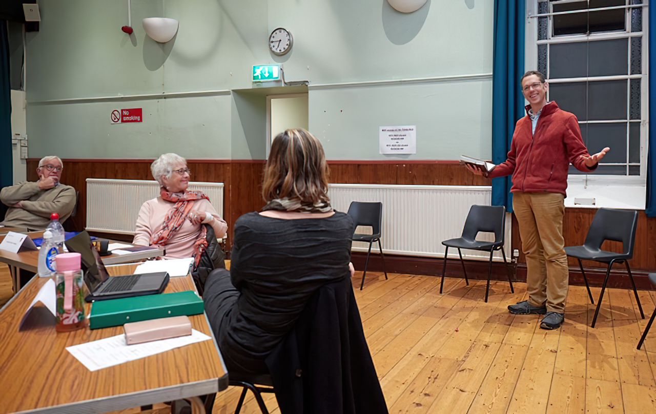 Mayor Hauser presenting to Nailsworth Town Council, October 2021